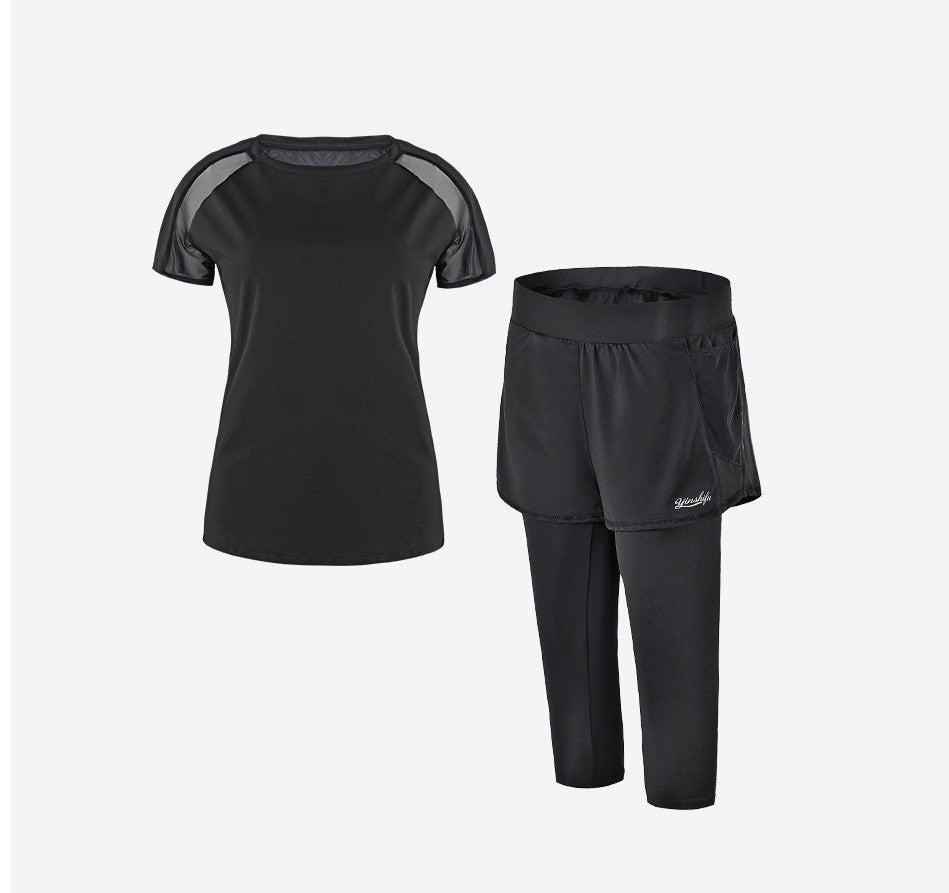 Conjunto Fitness Feminino com Camiseta e Shorts de Secagem Rápida - Chama Oficial