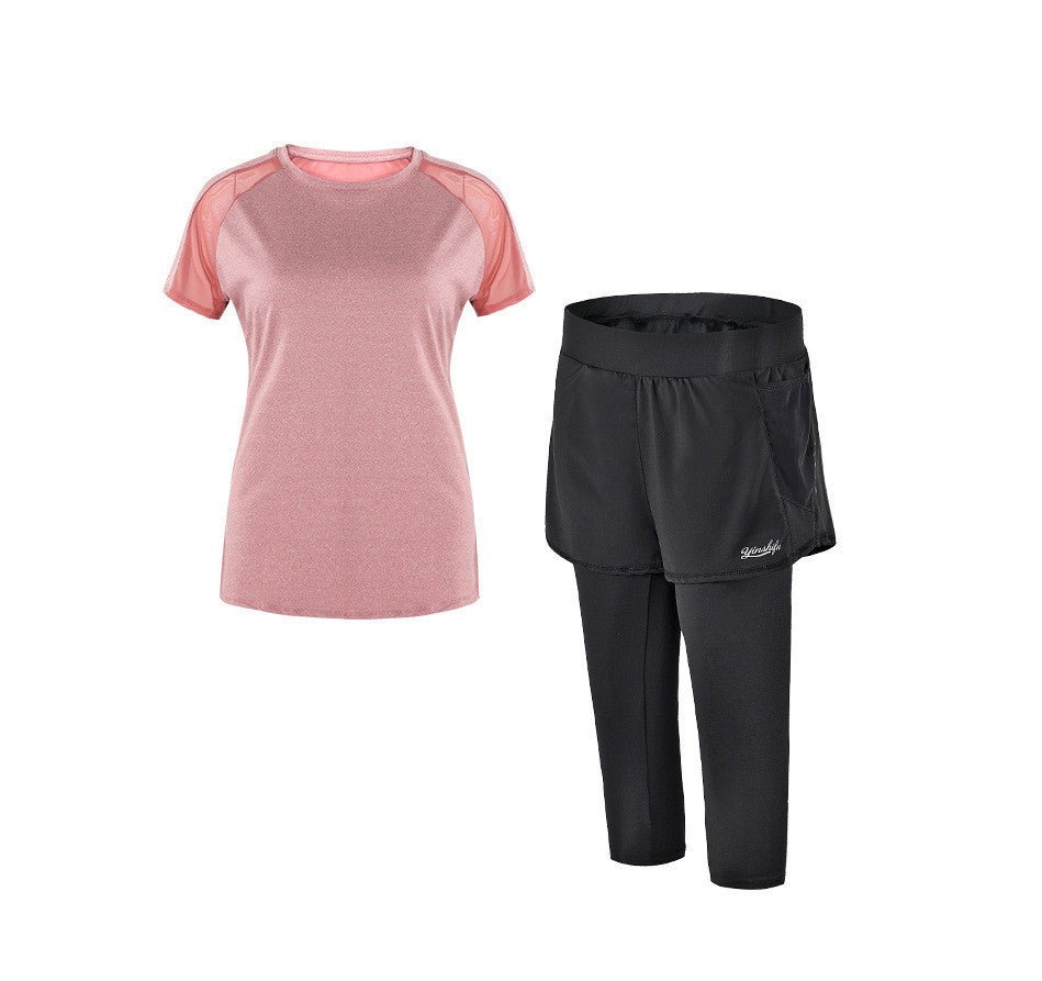 Conjunto Fitness Feminino com Camiseta e Shorts de Secagem Rápida - Chama Oficial