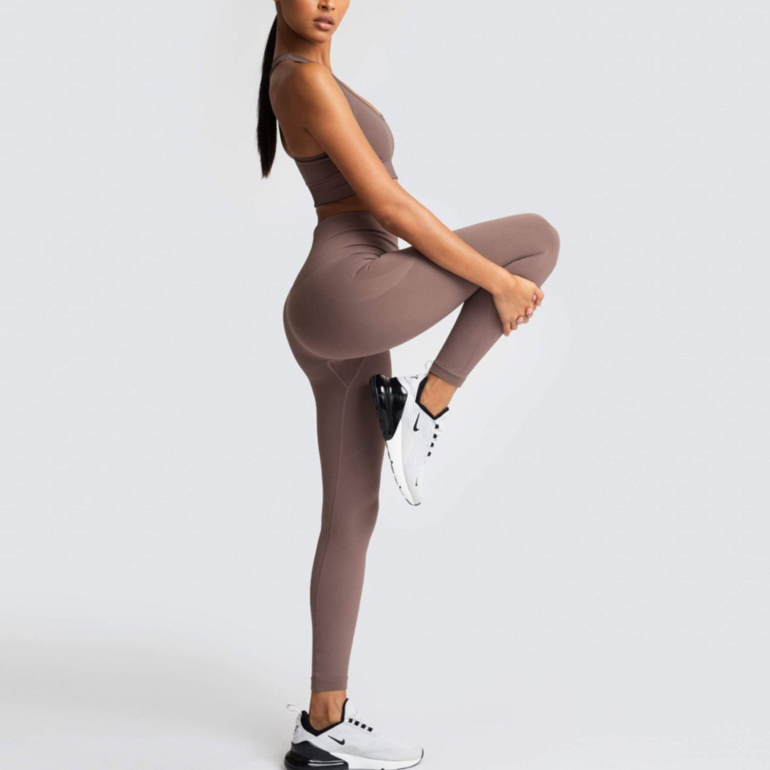 Conjunto Fitness Feminino com Top e Calça Legging Levanta Bumbum - Chama Oficial