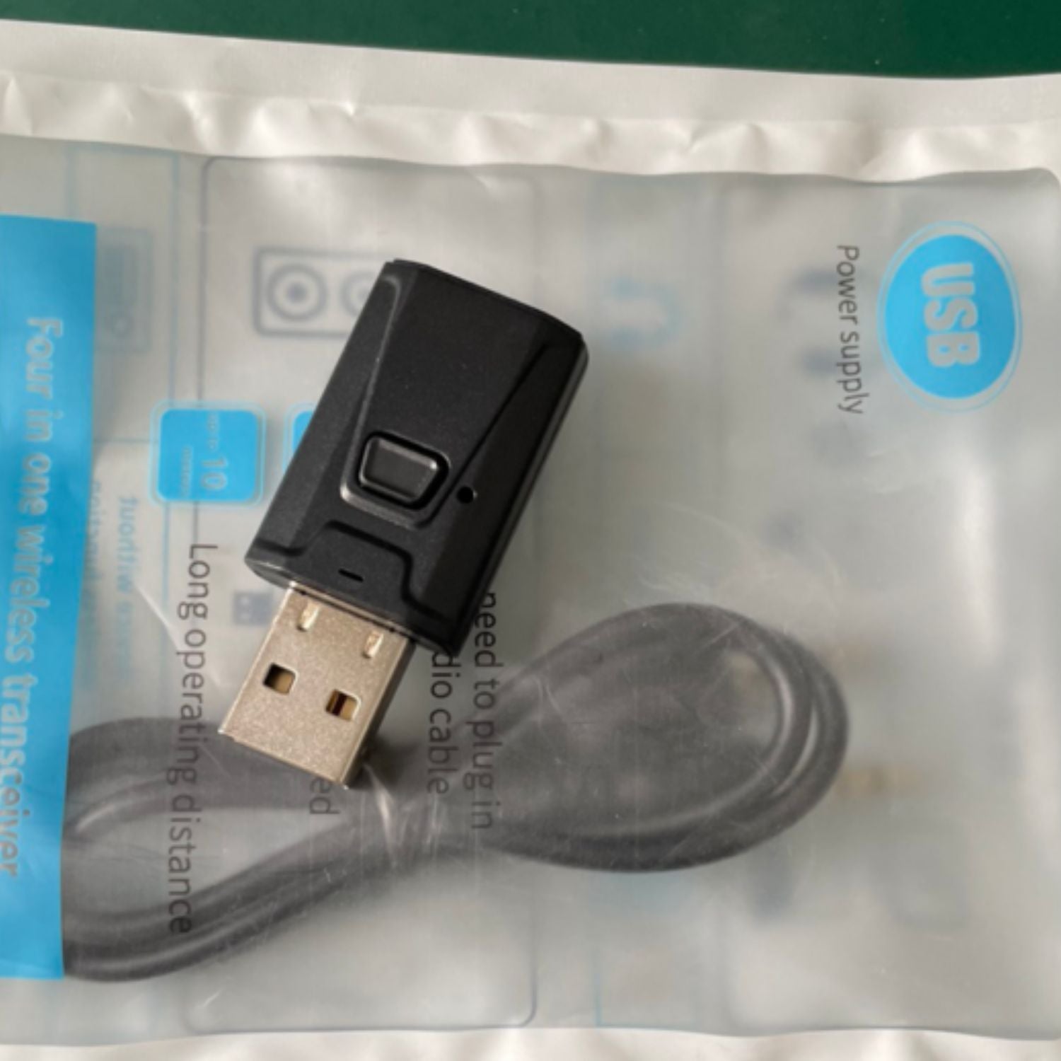 Headphone Bluetooth com Rádio FM e Bateria de Longa Duração - Chama Oficial