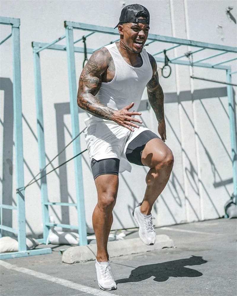 Shorts Esportivo Masculino 2 em 1 para Treino e Corrida, Secagem Rápida e Conforto Total COMPRE 2, GANHE 1 GRÁTIS - Chama Oficial